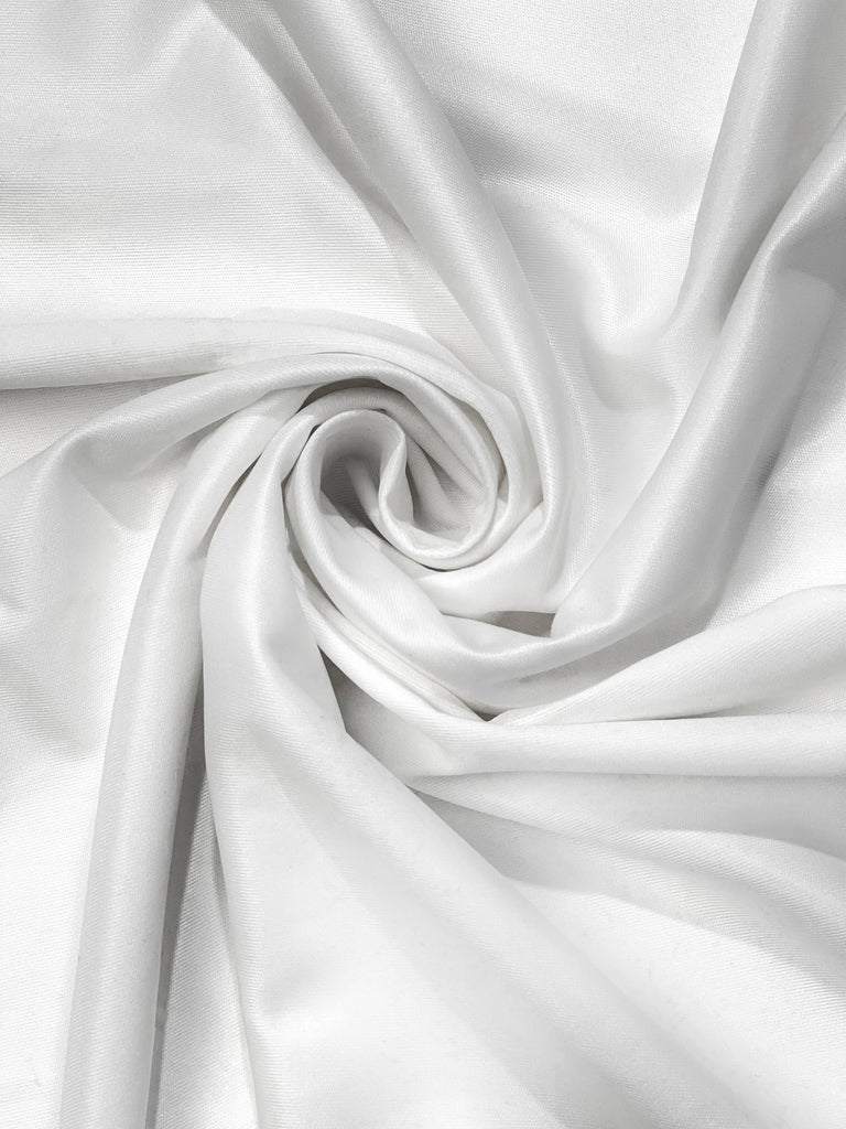 Lion Full Outwear Fit